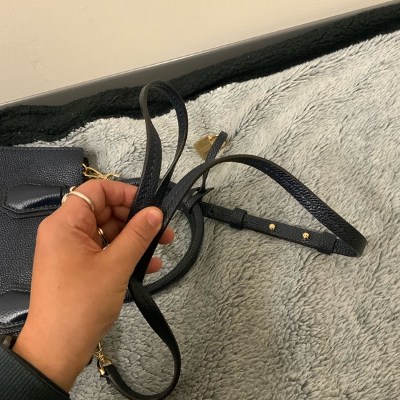 Michael Kors Crossbody - Picture 10 of 11